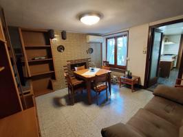 Amplia casa de pueblo con patio, chimenea y bodega – ¡Tu nuevo hogar por 800 €-mes! photo 0