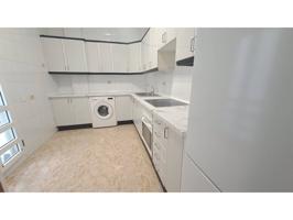 Piso en alquiler en Centro(35006) photo 0