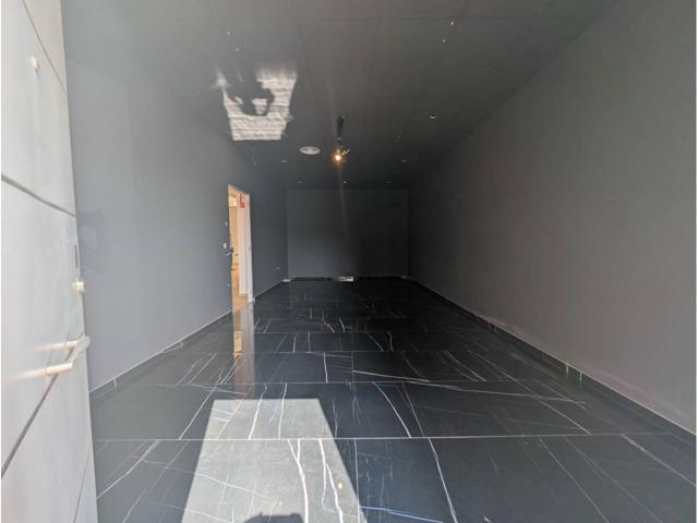 Local comercial en alquiler en La Vall d'Uixó photo 0