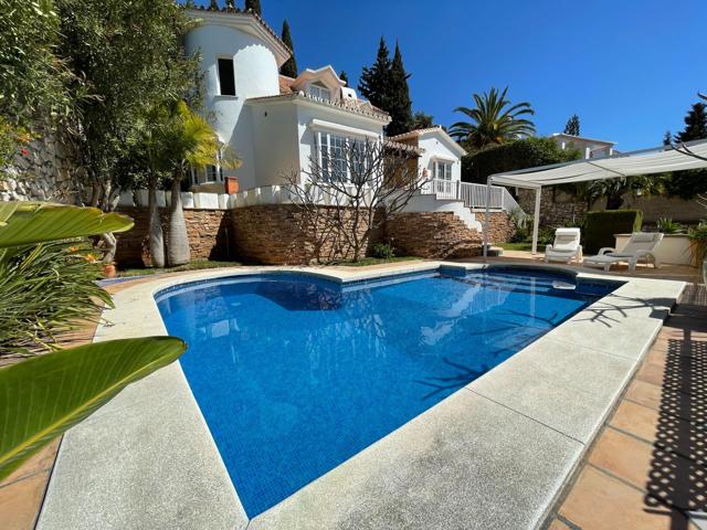 Casa En venta en Arroyo De La Miel, Benalmádena photo 0