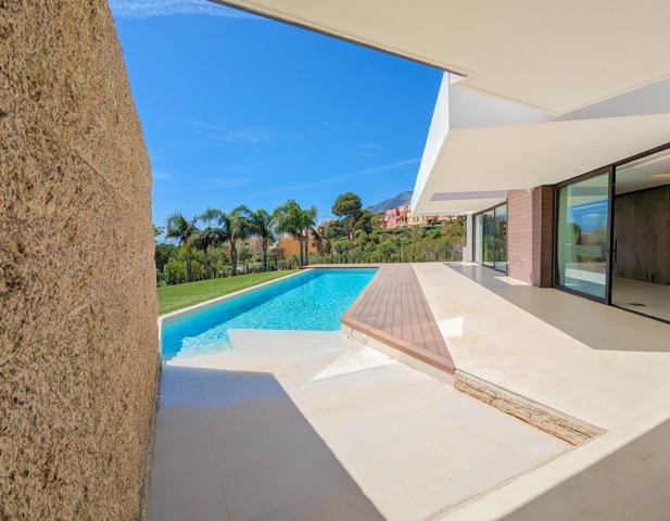 VENTA VILLA DE LUJO EN CAPELLANIA BENALMADENA photo 0