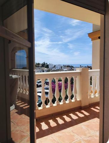 Fantástico apartamento con vistas al mar situado en el Faro. photo 0
