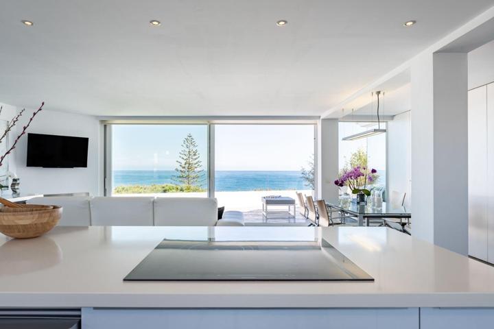 Calahonda - Ático Duplex, 2 Dormitorios, Terraza, Parking, 1ª Línea de Playa photo 0