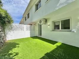 Chalet adosado en venta en Calle Jose Bergamin photo 0
