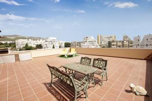 GRAN TERRAZA SOLARIUM 80 M2 Y VISTAS AL MAR!! photo 0