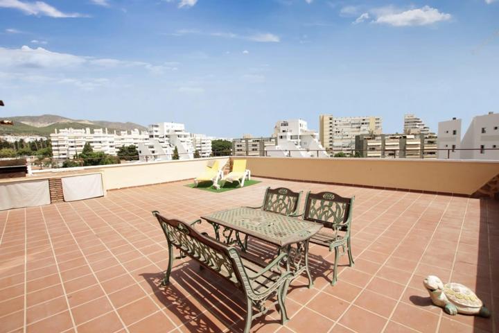 GRAN TERRAZA SOLARIUM 80 M2 Y VISTAS AL MAR!! photo 0