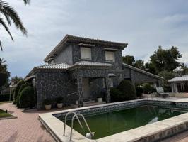 SE VENDE ESTUPENDO CHALET EN SAN GERARDO photo 0
