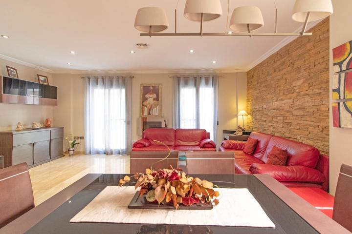 Casa de pueblo céntrica en perfecto estado photo 0