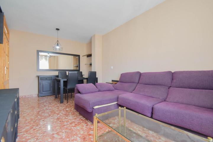 PISO CON PLAZA DE GARAJE Y TRASTERO INCLUIDO photo 0