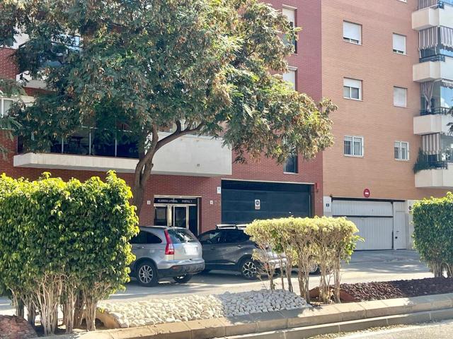 AMPLIA PLAZA DE GARAJE EN PARQUE LITORAL photo 0