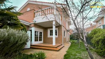 Unifamiliar En venta en Castilla La Mancha, Fontanar photo 0