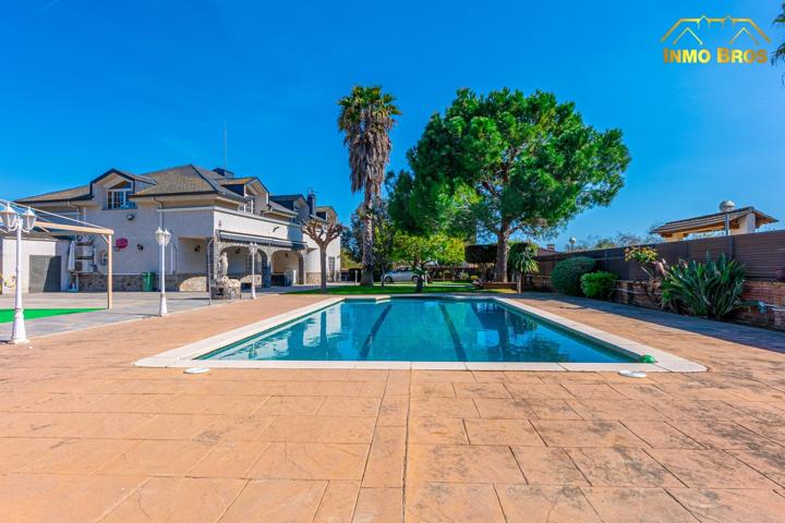 Unifamiliar En venta en Castellarnau, Sabadell photo 0