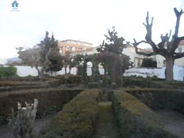 Venta de palacete en el centro de La Zubia. photo 0