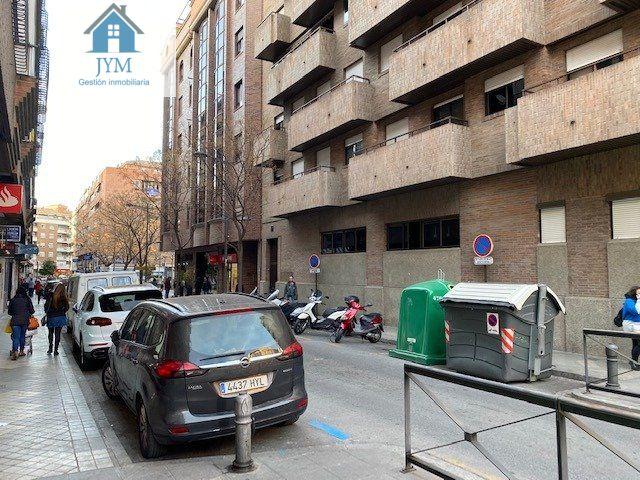 Alquiler de local comercial en Granada centro , Plaza Menorca photo 0