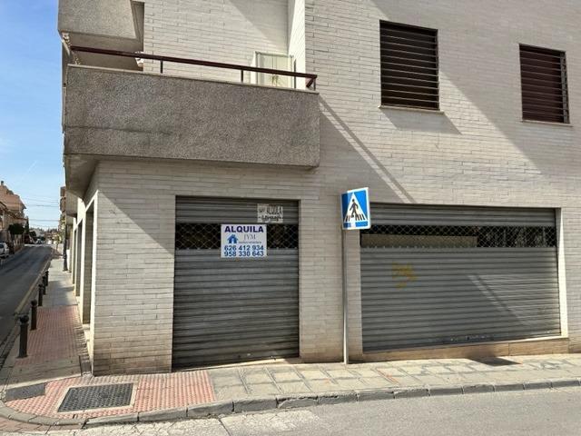 Local comercial en alquiler en La Zubia. photo 0