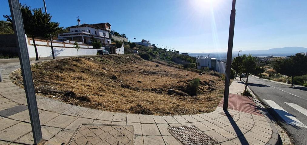 Parcela en venta en Altos de La Zubia. photo 0