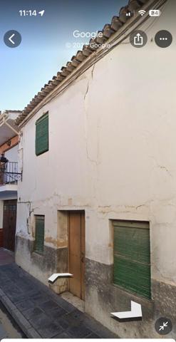 Venta de casa en el centro de La Zubia para derribo. photo 0