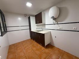 Bonito piso en venta en La Zubia. photo 0
