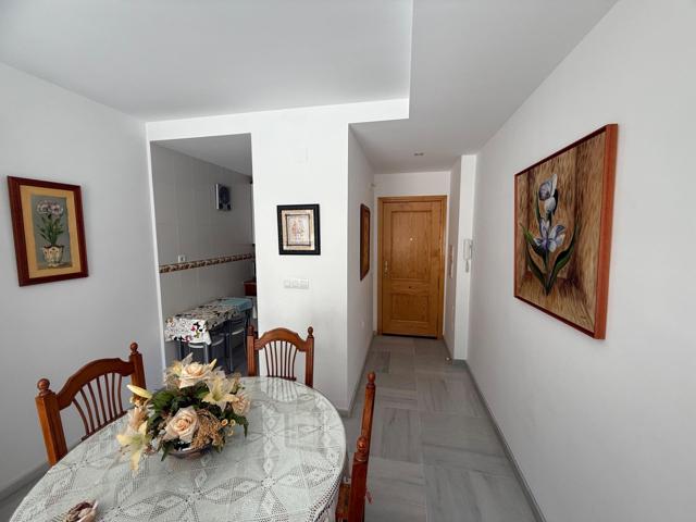 Venta de excelente piso en Carchuna photo 0