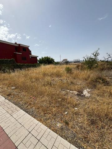 Venta de parcela en La Zubia. photo 0