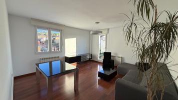 Alquiler piso de diseño en La Zubia photo 0