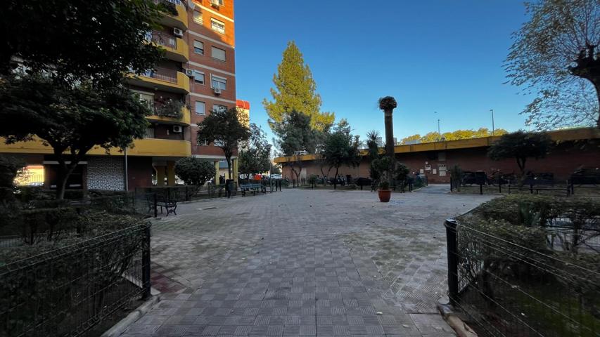 PISO EN ALQUILER EN LA URBANIZACIÓN SANTA ISABEL photo 0