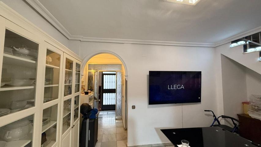 MARAVILLOSA CASA EN VENTA EN EL CERRO DEL ÁGUILA photo 0