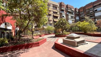 SE VENDE VIVIENDA EN CALLE ALEJO FERNÁNDEZ photo 0