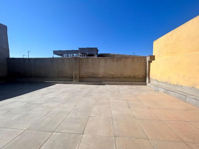 CASA DE 4 DORMITORIOS PARA PONERLA A TU GUSTO photo 0