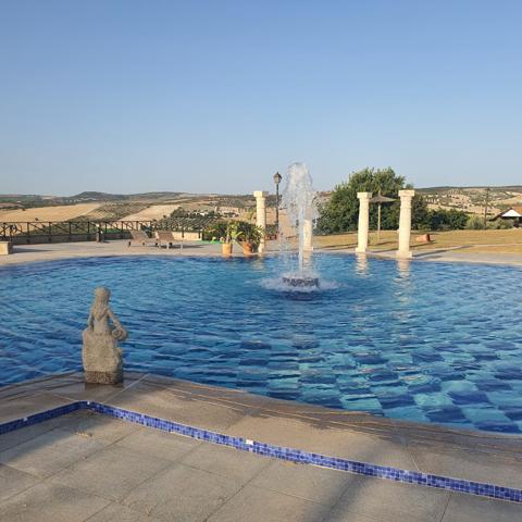 MAGNÍFICA FINCA URBANA EN ARCOS CON PISCINA Y PISTA DE TENIS photo 0