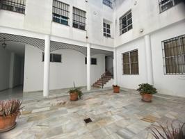 LOCAL CON POSIBILIDAD DE CONVERTIR EN VIVIENDA photo 0