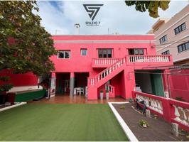 Ideal para familias grandes, profesionales independientes o quienes necesitan espacio de verdad en Moya. photo 0
