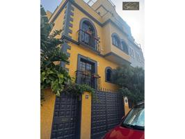 Unifamiliar de 218 m² con rooftop y acabados de lujo en el barrio de Salamanca photo 0