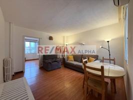 Vive en pleno corazón de la Plaza del Conde del Valle Suchil y descubrirás los amaneceres mágicos de la zona de Chamberí photo 0