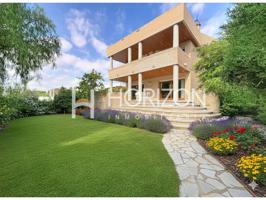Exclusivo Chalet unifamiliar aislado en Venta en Ciudad Diagonal, Esplugues de Llobregat. photo 0
