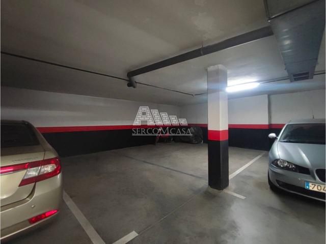 Amplía plaza de aparcamiento para 3 coches cerca del centro de Alcalá de Henares photo 0