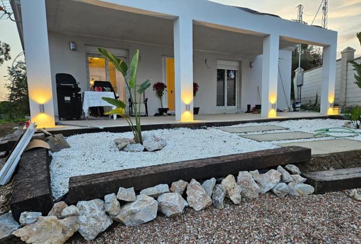 Impresionante casa-villa independiente ubicada en Cerros Del Aguila, Mijas Costa. photo 0