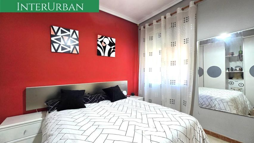 Preciosa casa adosada en venta en Llíria, zona La Purísima c- 3 habitaciones, 2 salones photo 0