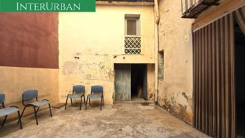 Oportunidad - Gran casa de pueblo con patio y buhardilla en el centro de Gátova photo 0