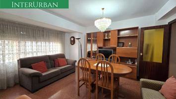 Amplio piso con 4 habitaciones y ascensor junto a Mura – Llíria photo 0