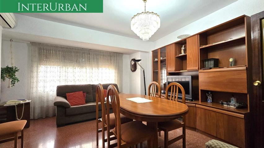 Amplio piso con 4 habitaciones y ascensor junto a Mura – Llíria photo 0