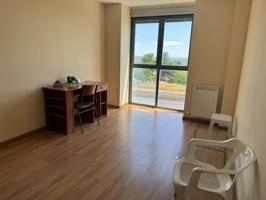 Vivienda en Avenida de La Coruña photo 0