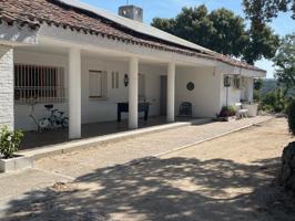 SE VENDE CASA INDEPENDIENTE EN VALDEMORILLO photo 0