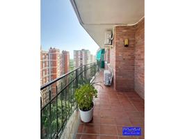 OPORTUNIDAD EN BELLVITGE ! photo 0