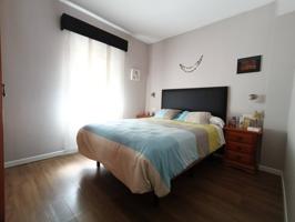 Piso en venta en Centro-Doña Mercedes(41702) photo 0