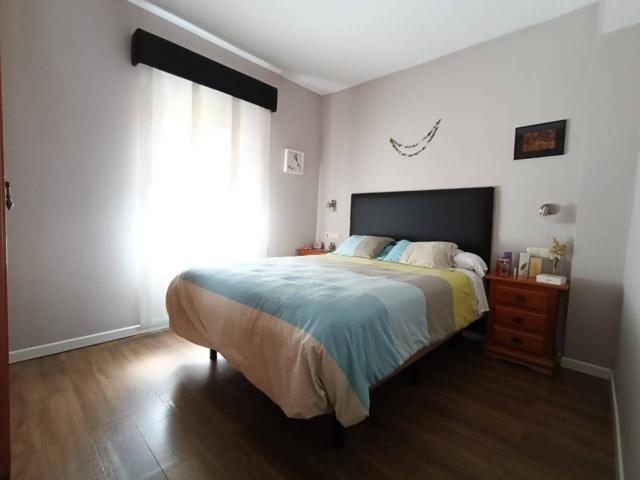 Piso en venta en Centro-Doña Mercedes(41702) photo 0