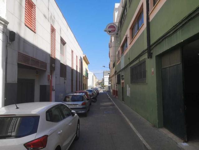 Local En venta en Perchel norte photo 0