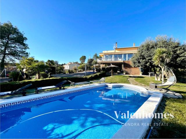 Espectacular chalet con piscina y gran zona exterior en Avinyó photo 0