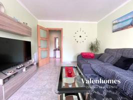 Piso en venta en Sant Vicenç de Castellet photo 0