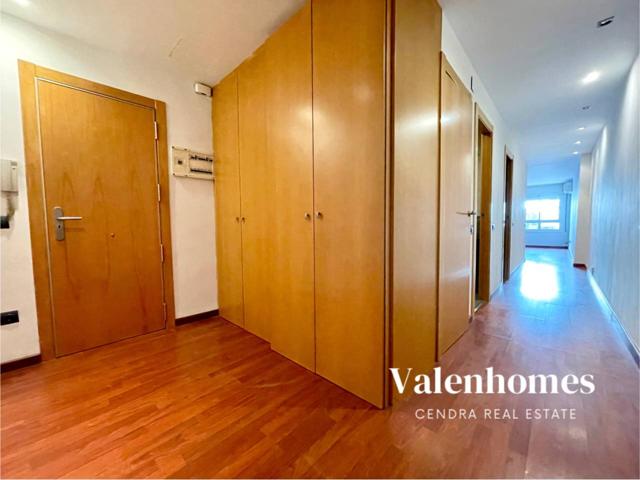 Precioso y amplio piso en Calle Topete. photo 0